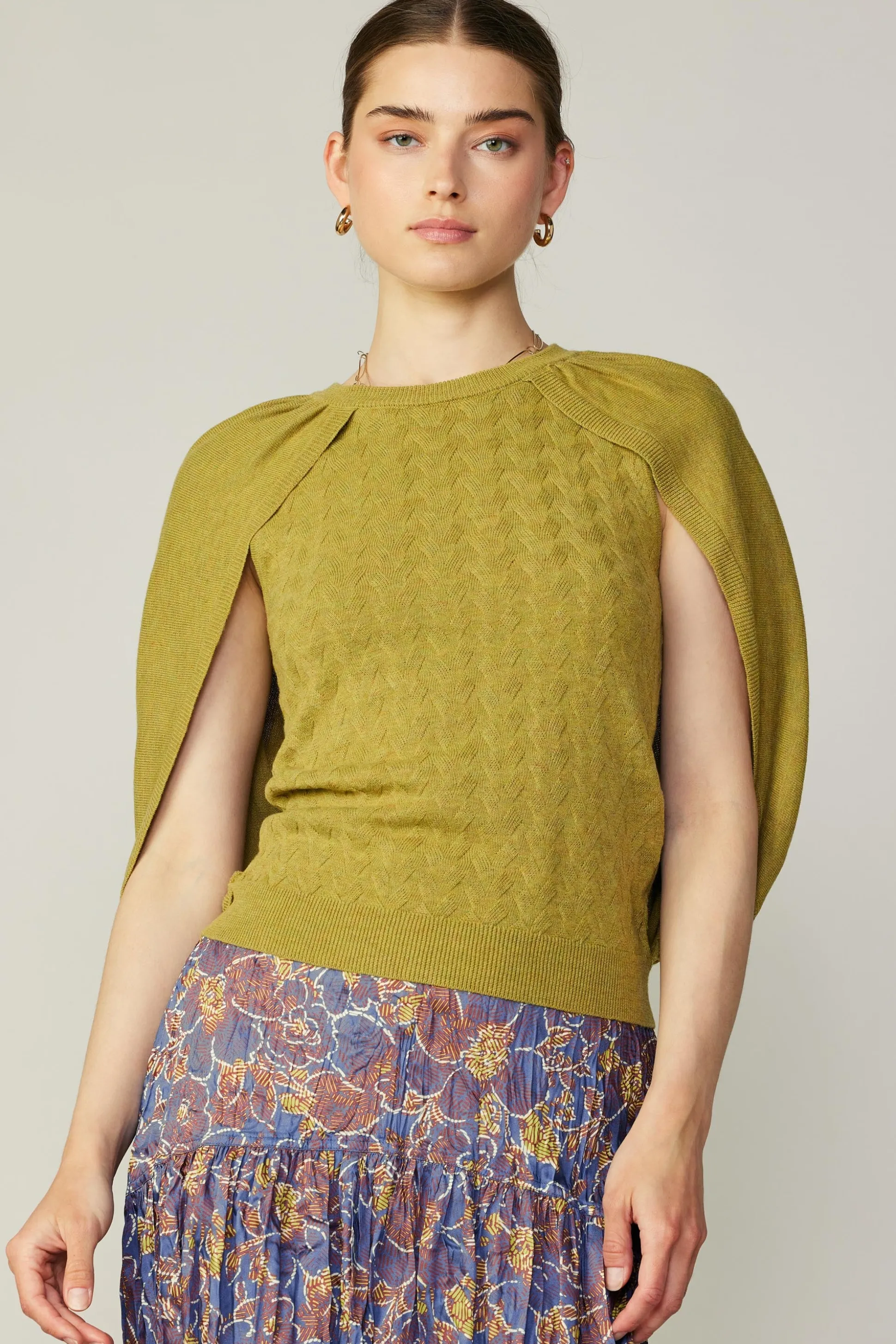 Cape Layered Sweater Top<Current Air Hot