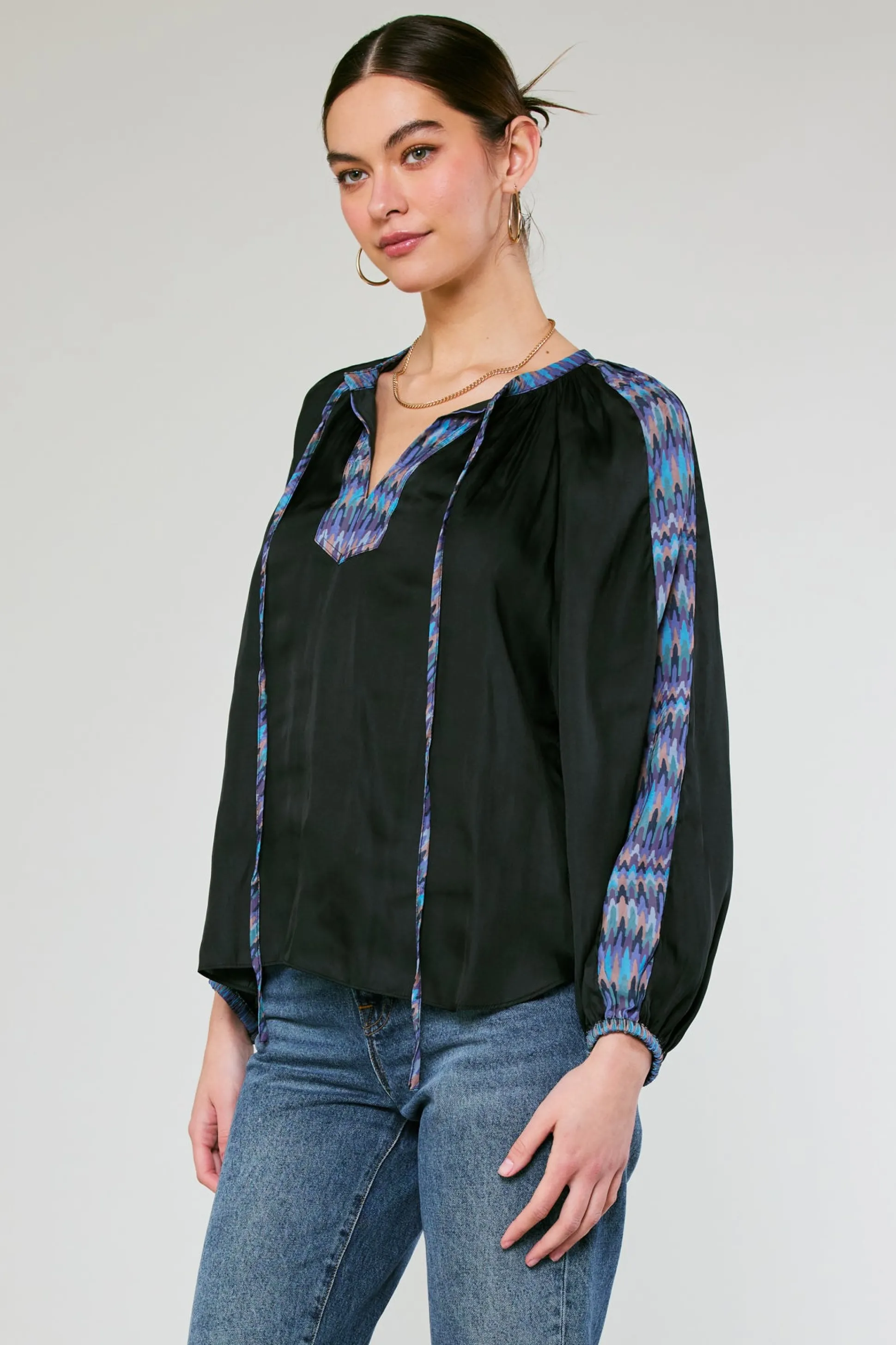 Geometric Patterned Blouse<Current Air Clearance