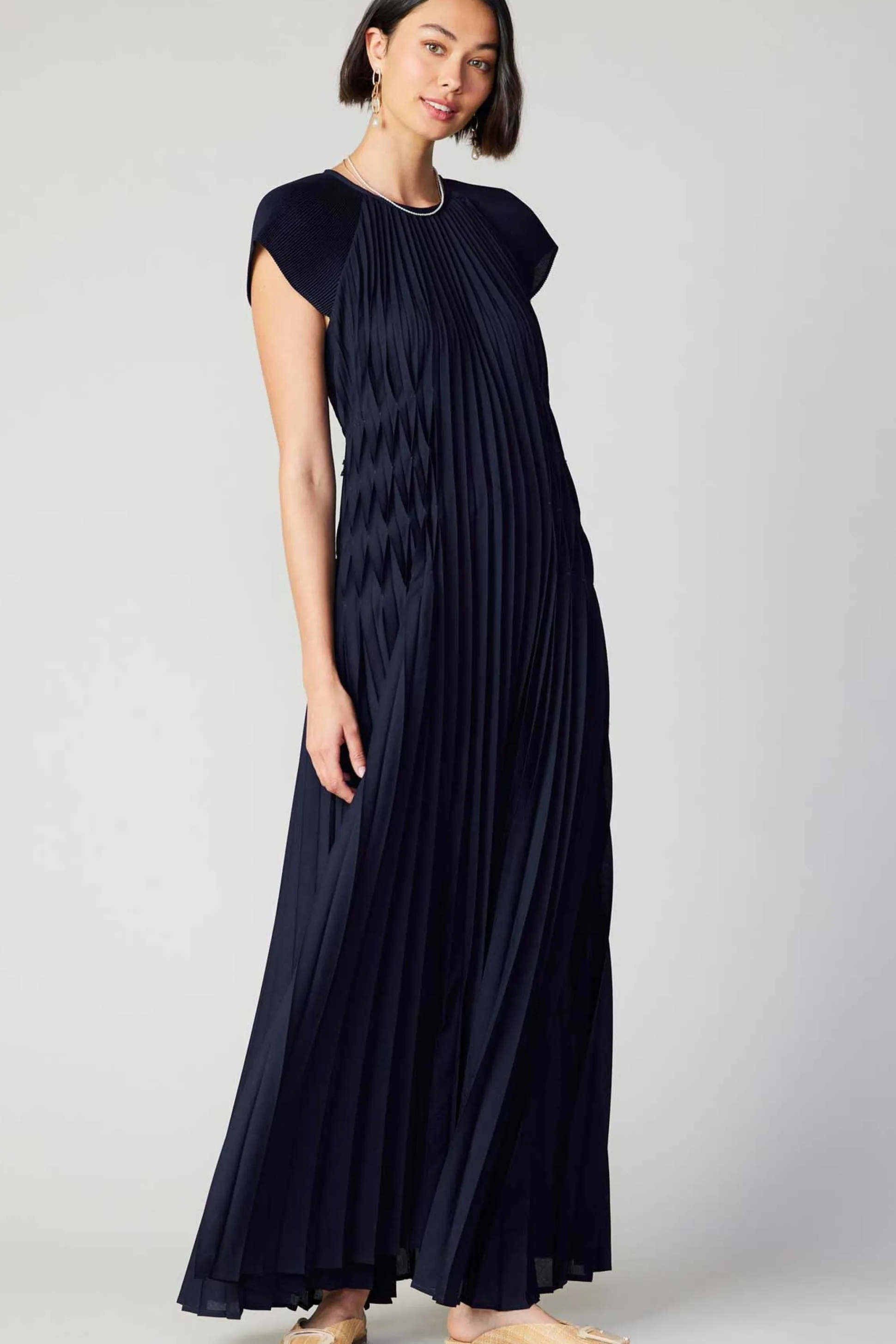 Mona Pleated Maxi Dress<Current Air Discount