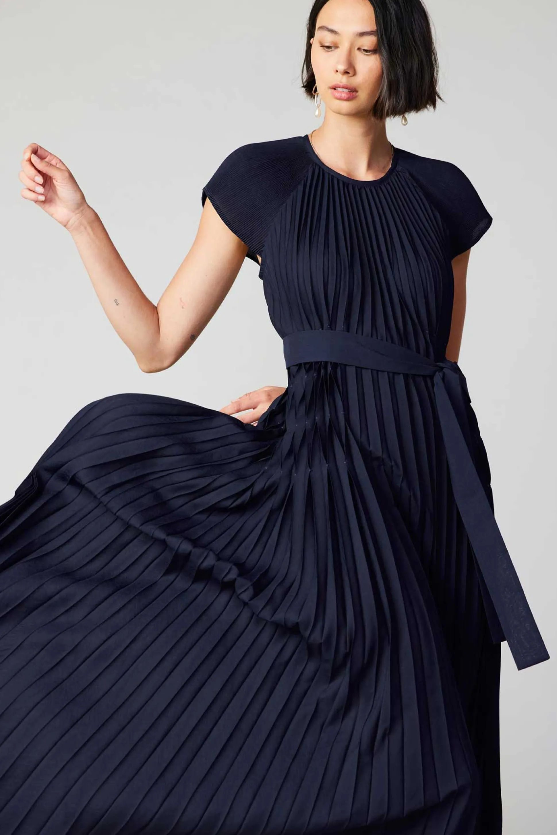 Mona Pleated Maxi Dress<Current Air Discount