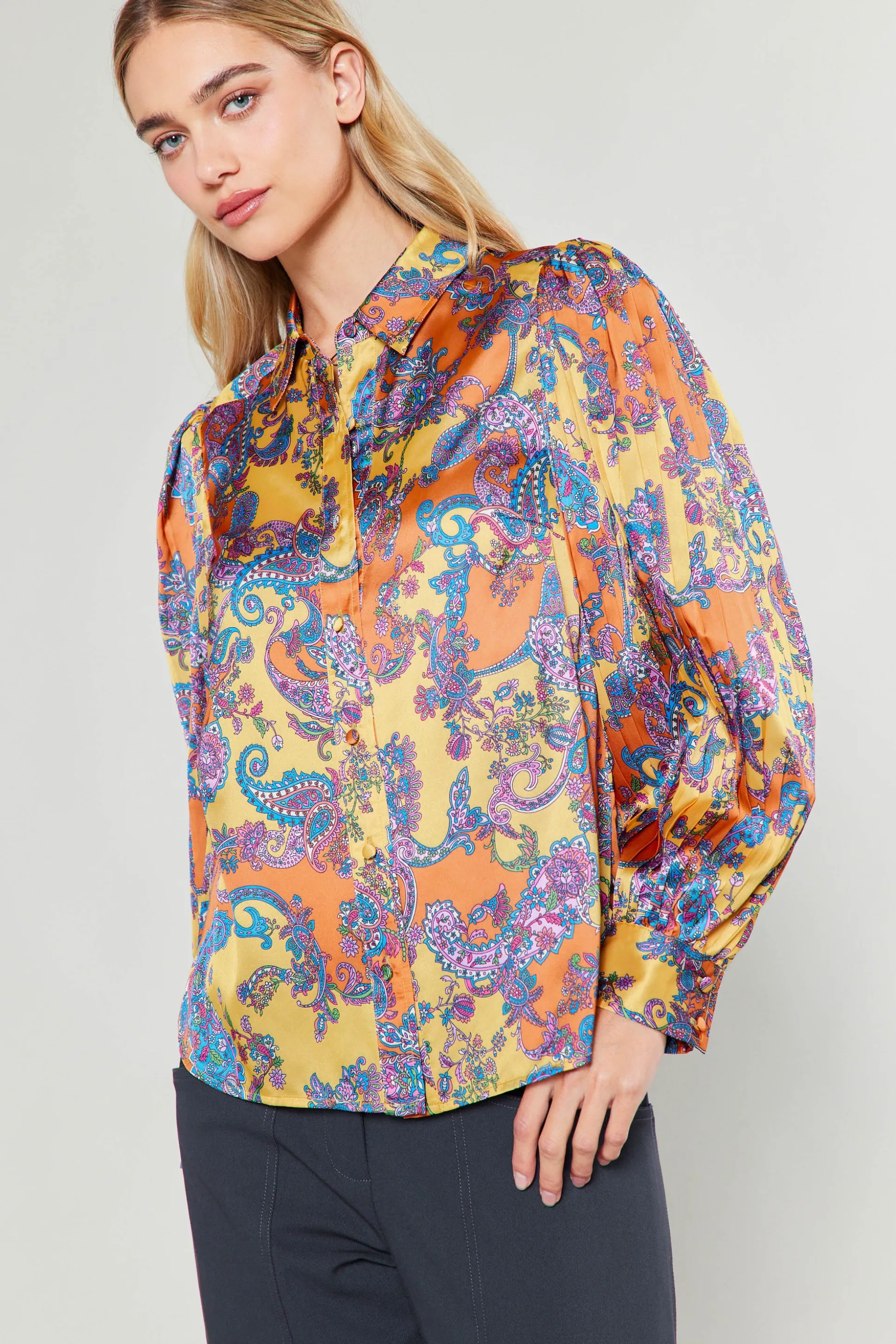 Tonal Paisley Pleated Shirt<Current Air Fashion