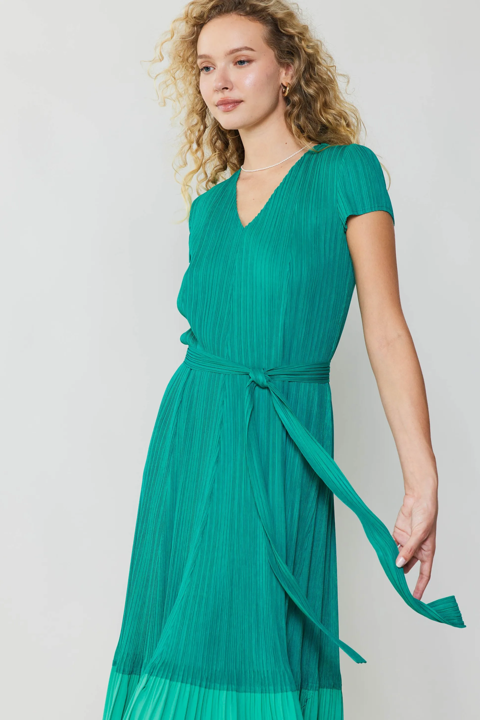 Pleated Colorblock Midi Dress<Current Air Hot