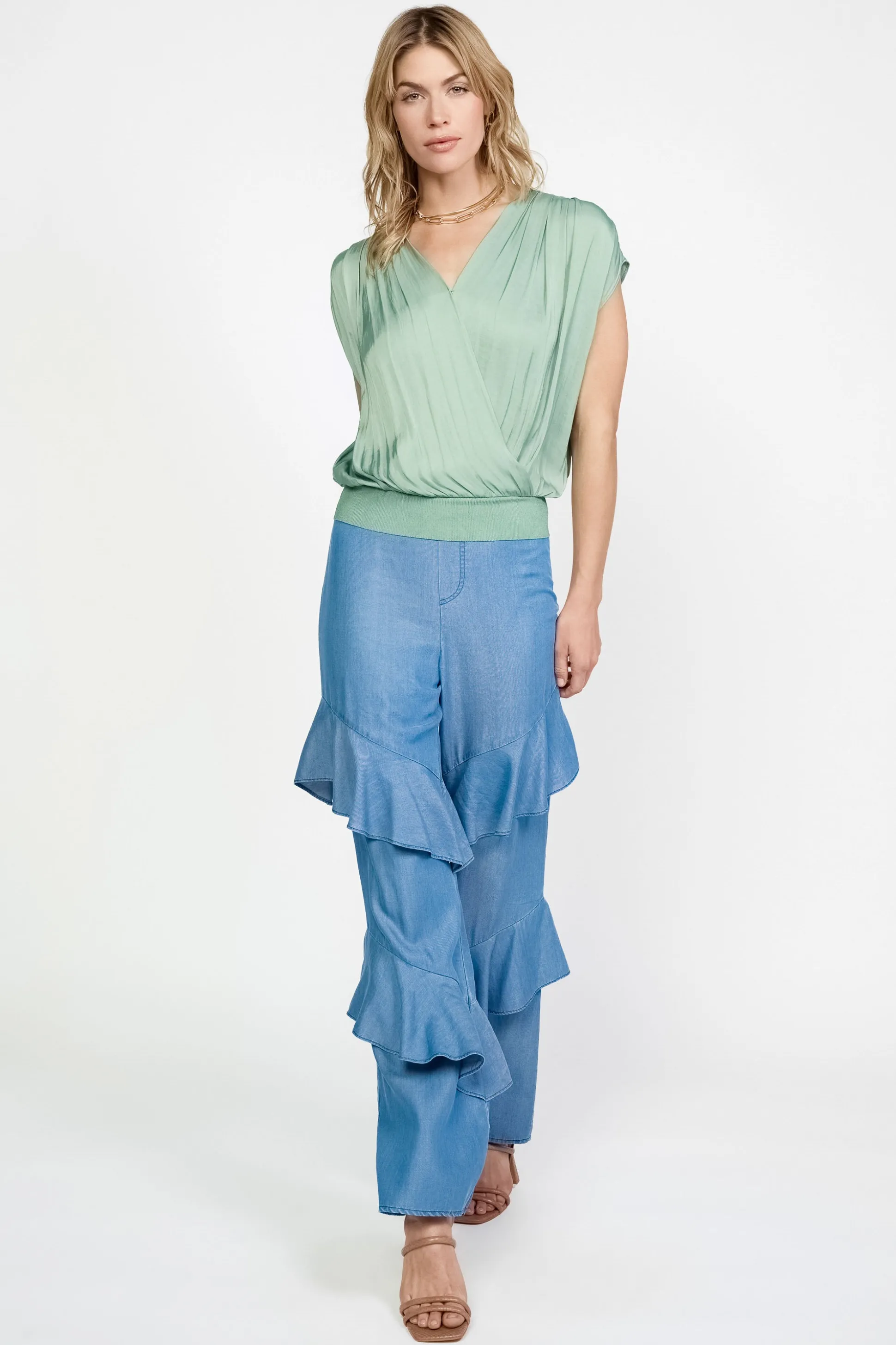 Surplice Sleeveless Blouse<Current Air Discount