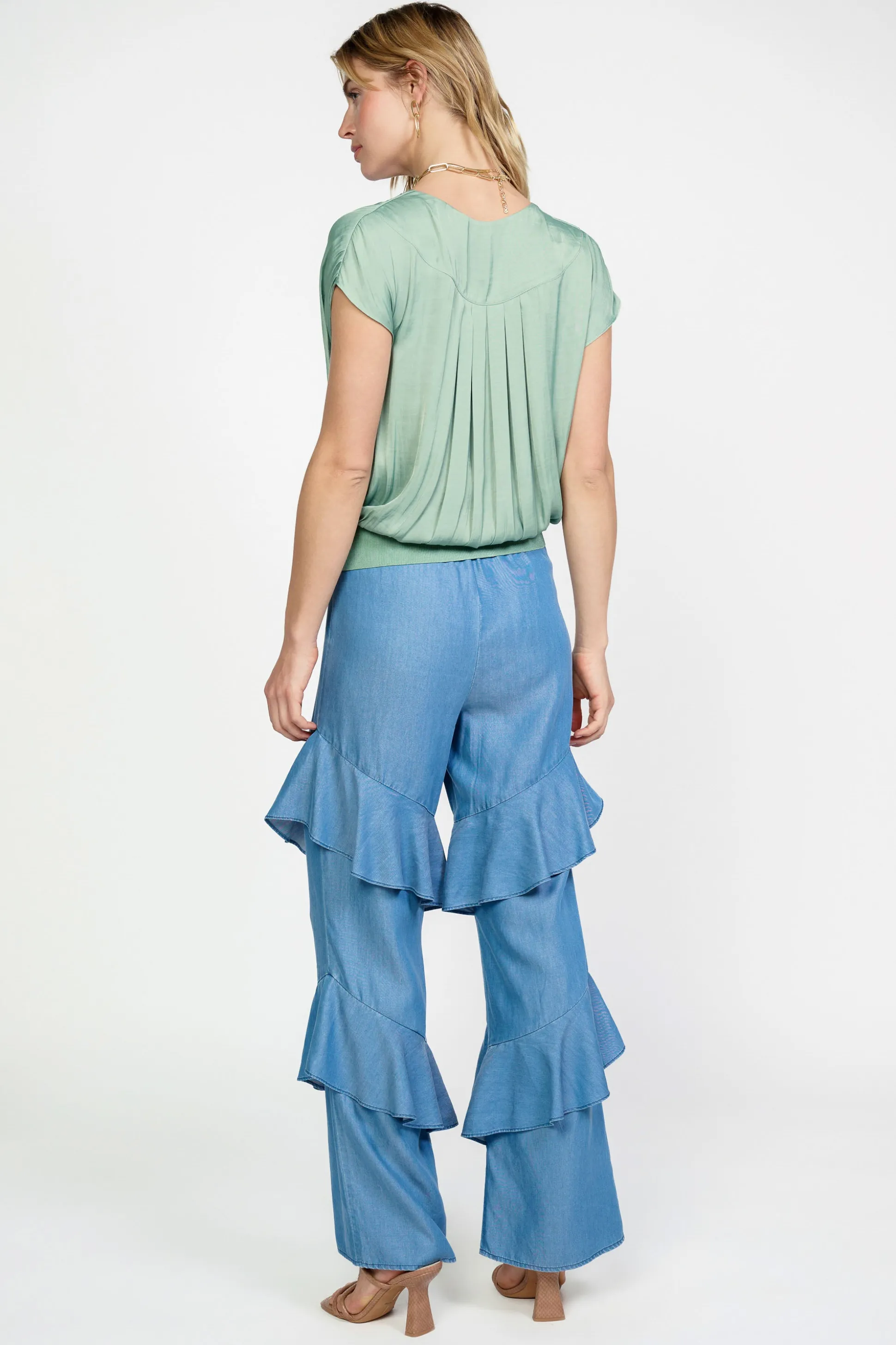 Surplice Sleeveless Blouse<Current Air Discount