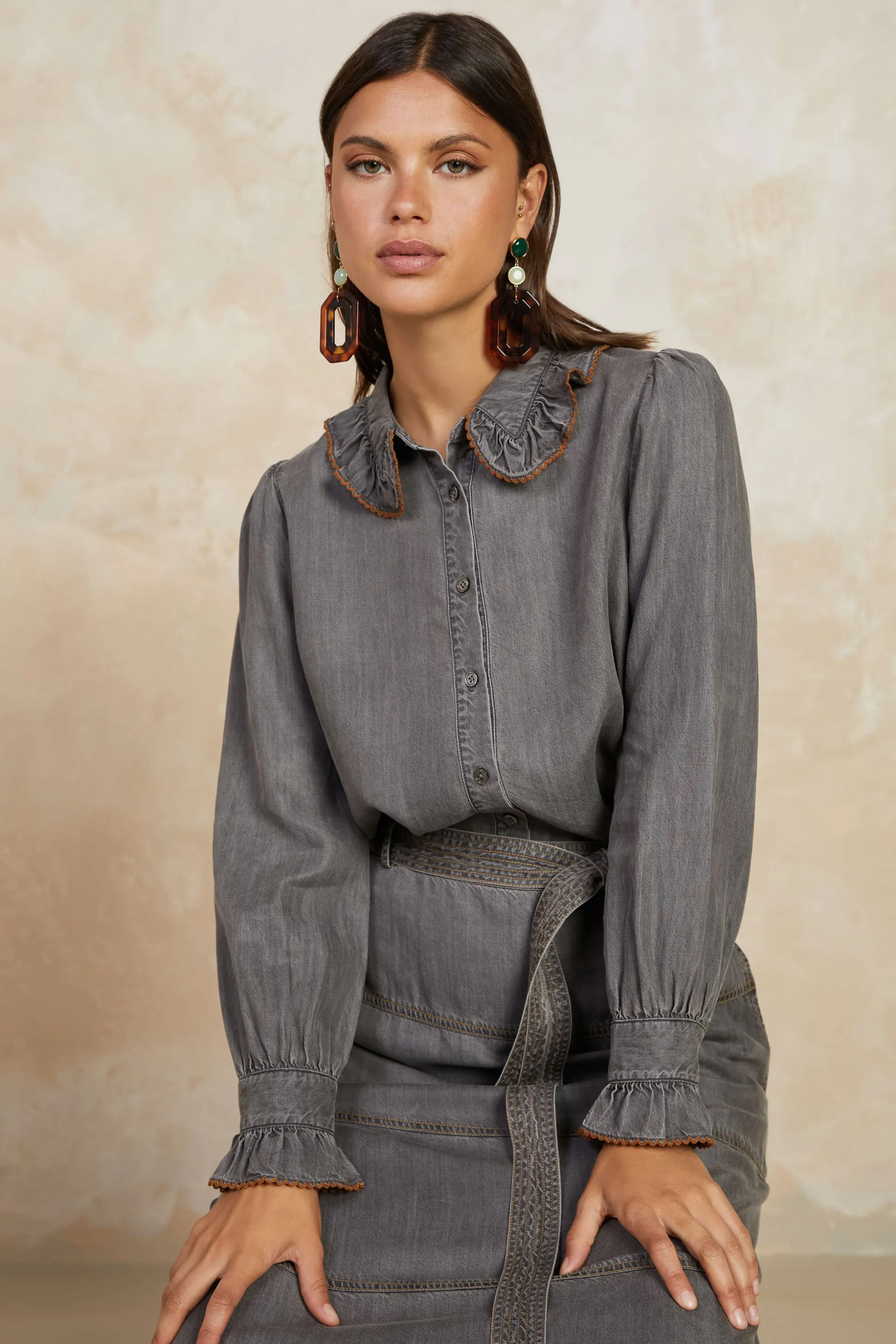 Chambray Button Down Blouse<Current Air Fashion