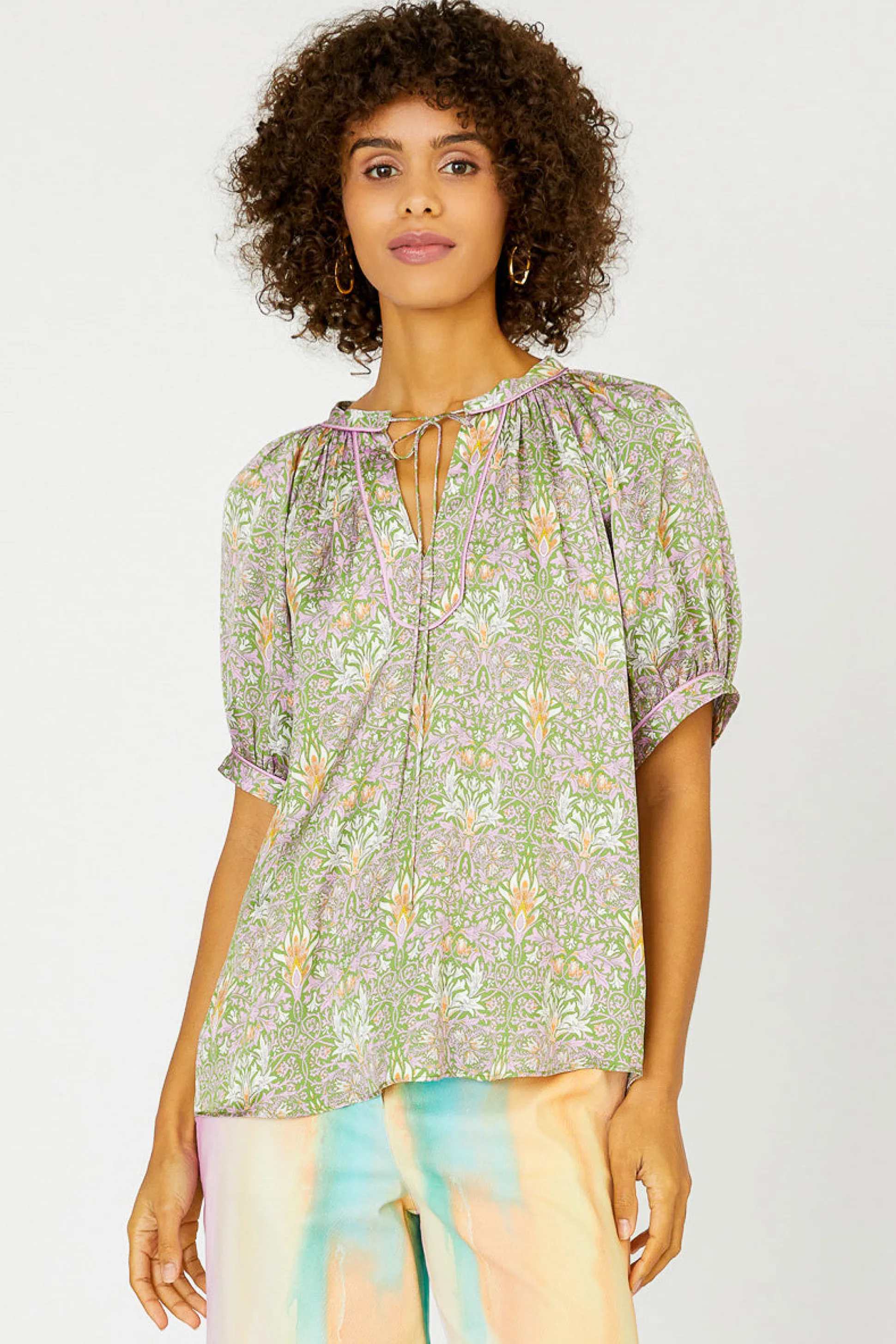 Floral Nouveau Split Neck Blouse<Current Air Outlet