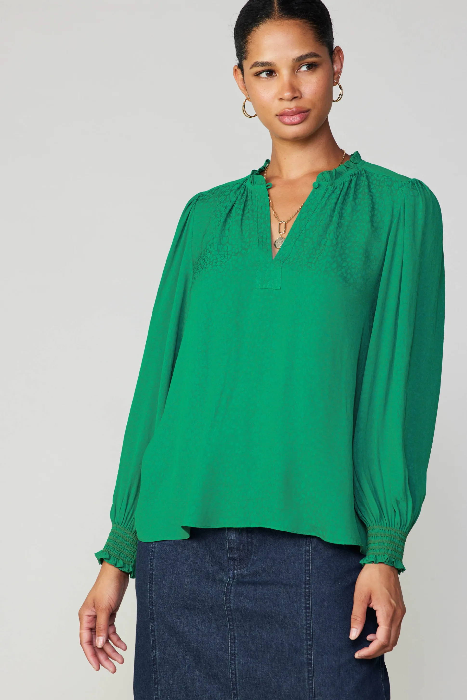 Jacquard Ruffled Neck Blouse<Current Air Clearance