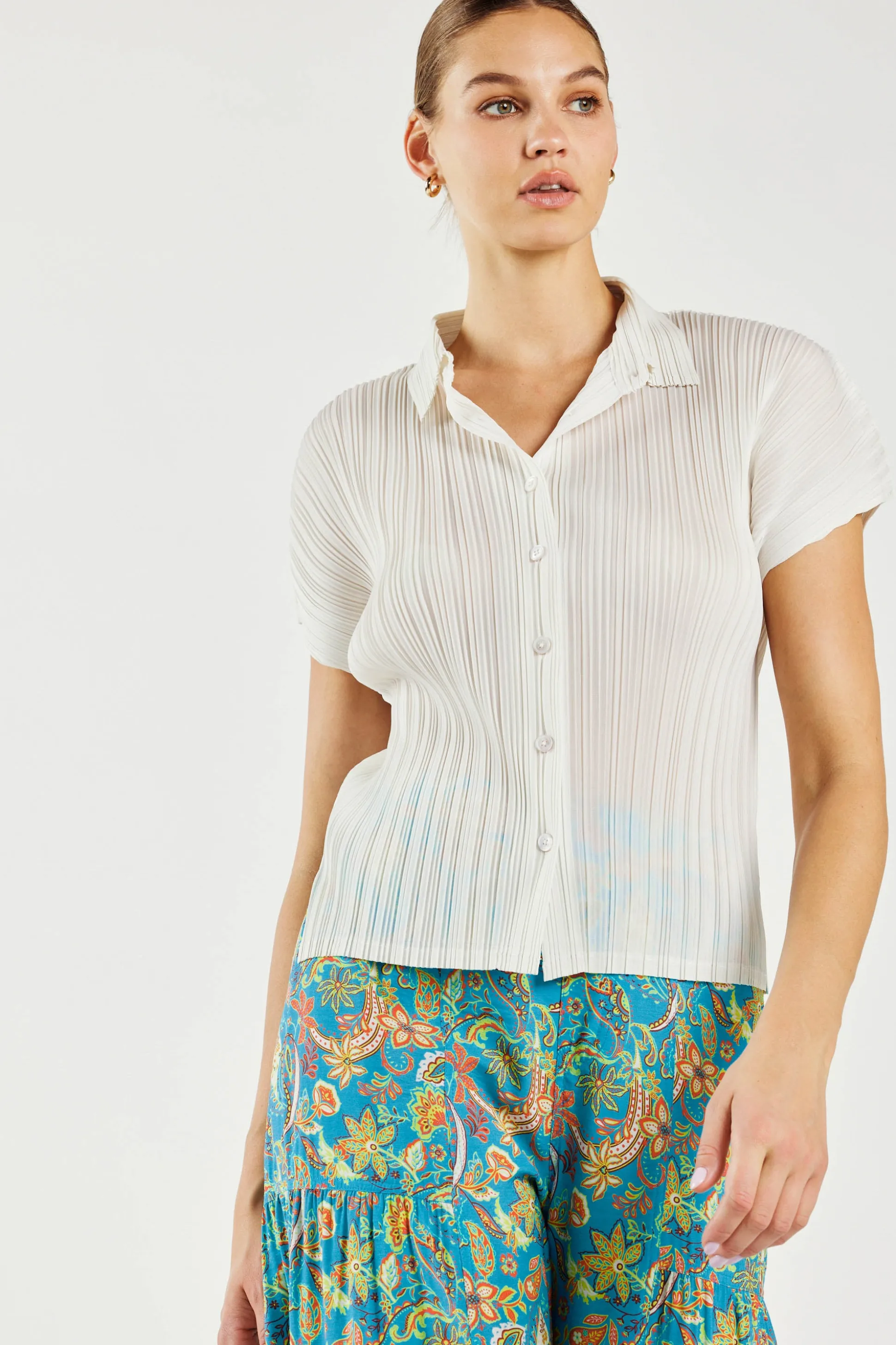 Pleated Button Down Top<Current Air Fashion