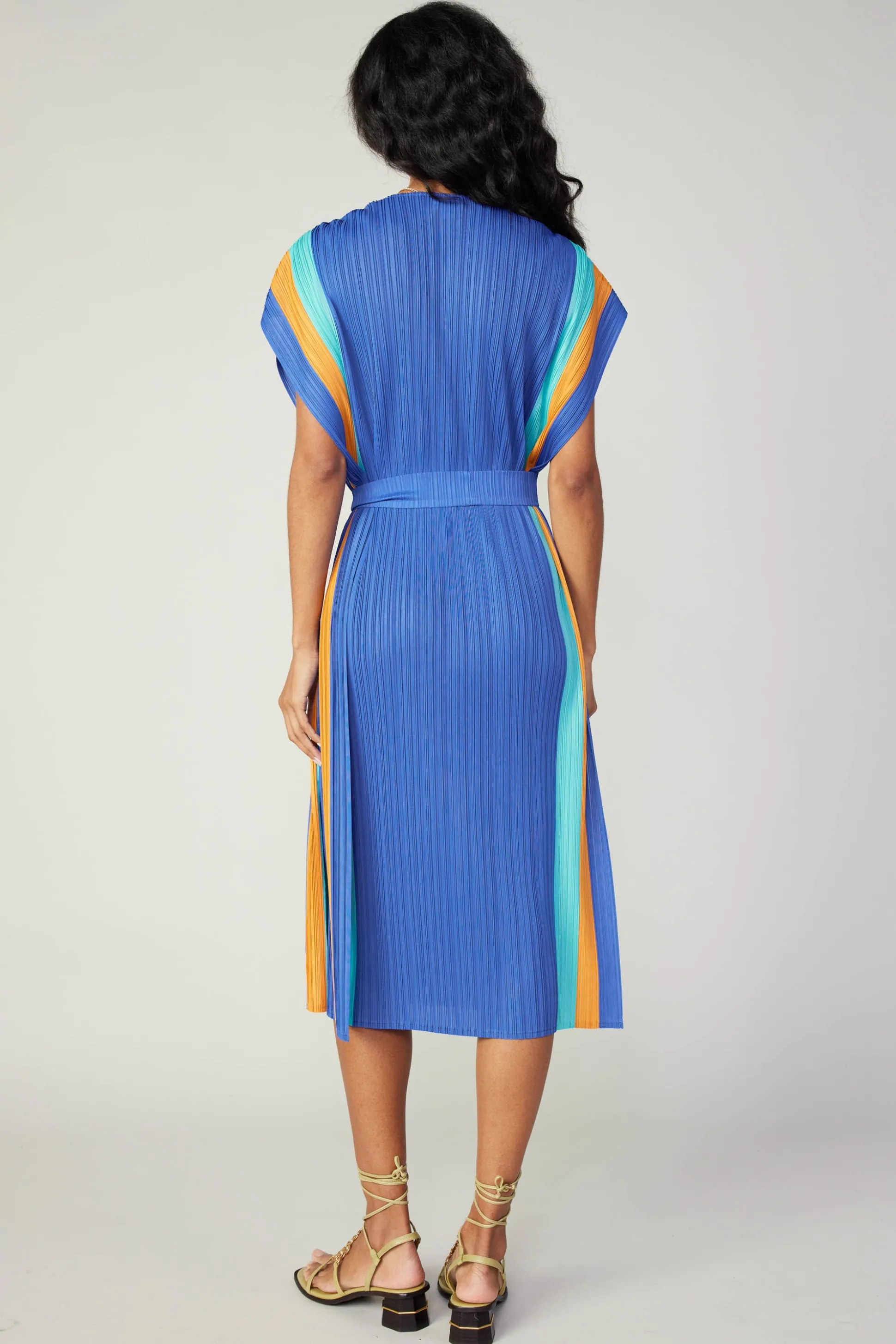Pleated Border Kaftan Dress<Current Air Clearance