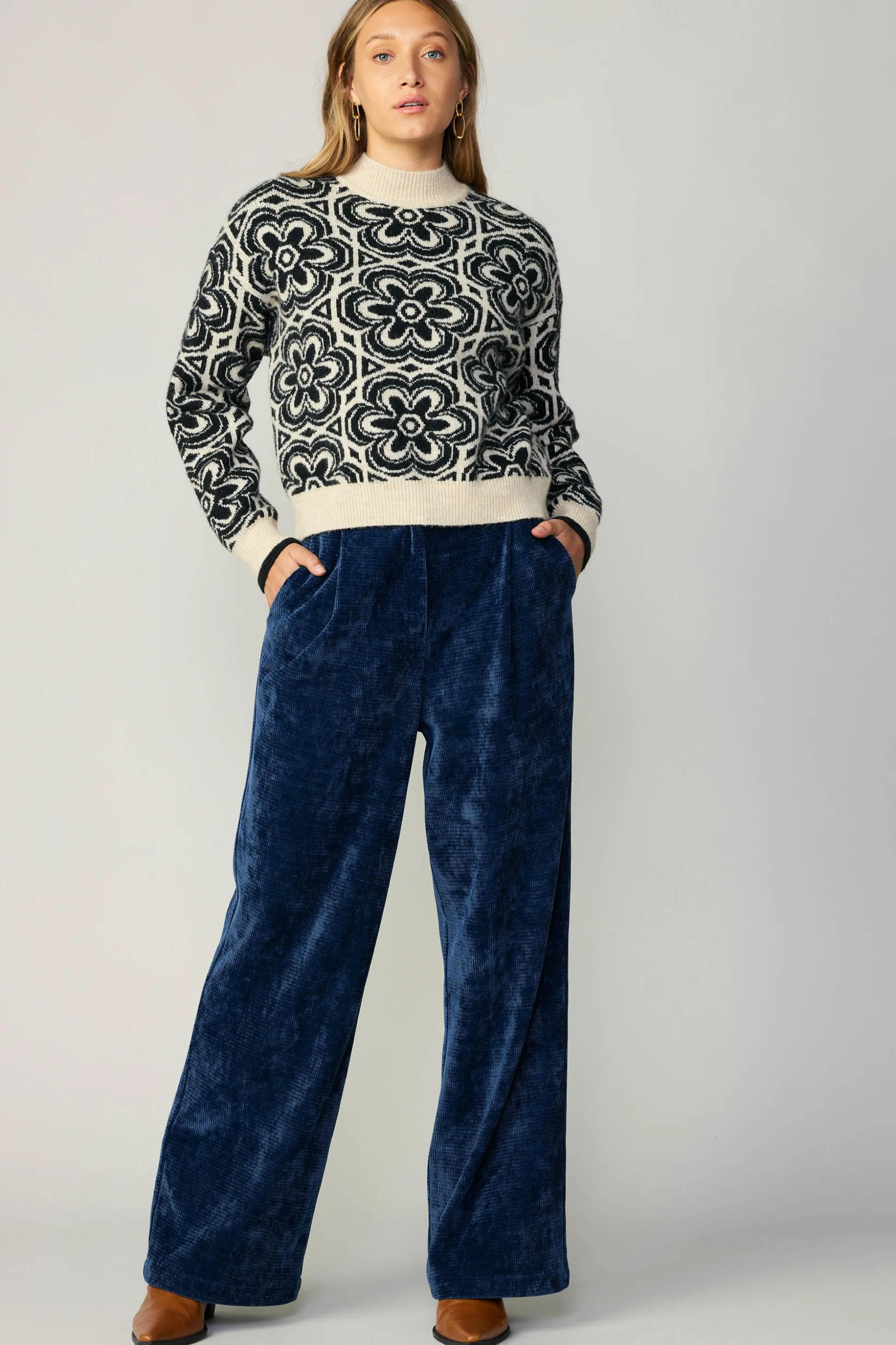 Floral Mock Neck Sweater<Current Air Online