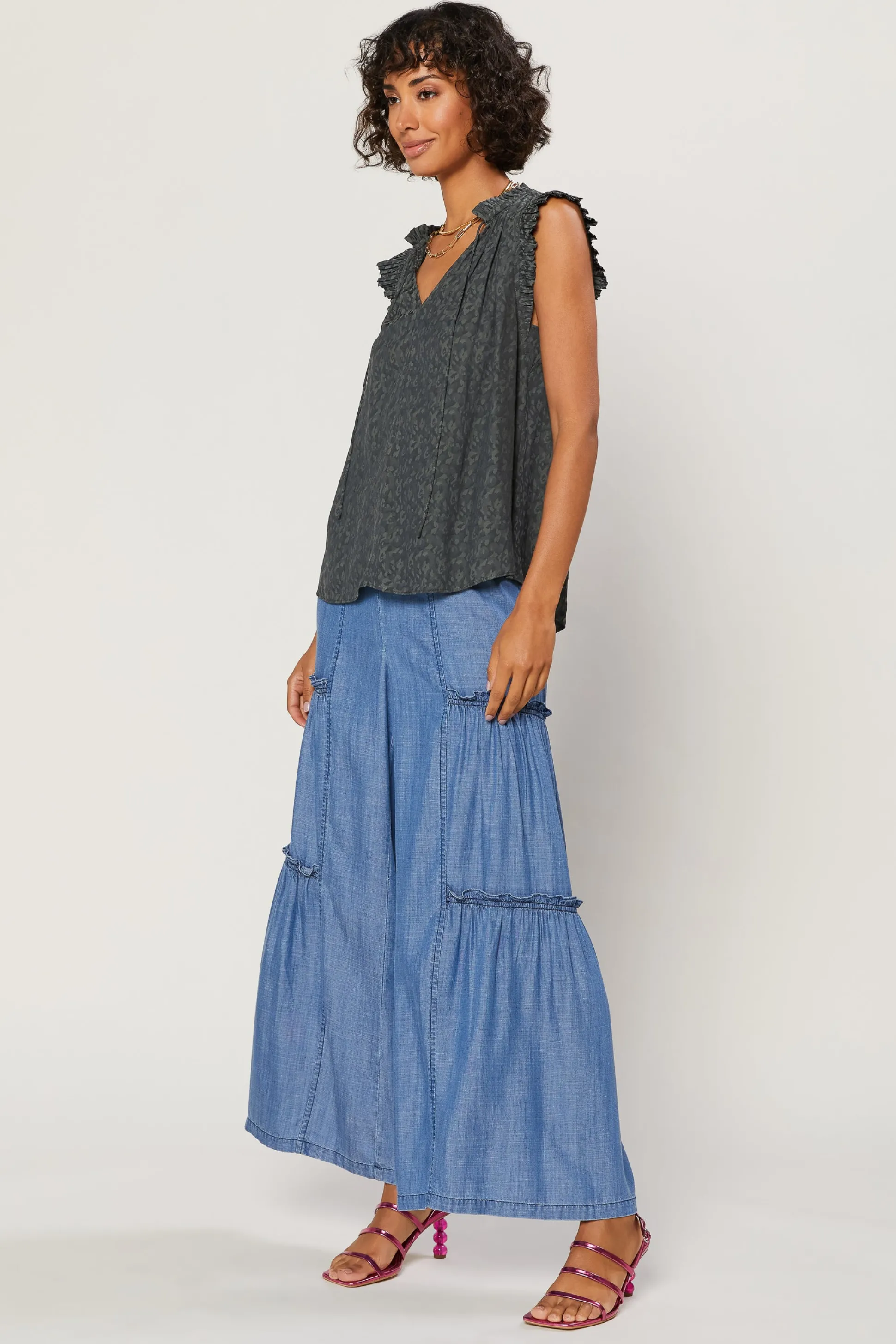 Margot Jacquard Pleated Sleeve Blouse<Current Air Discount