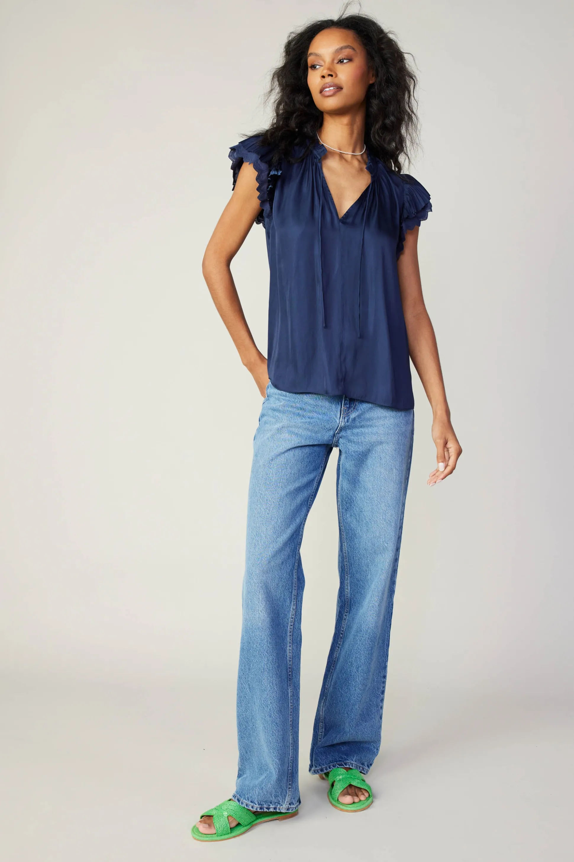 Layered Lace Sleeve Top<Current Air Discount