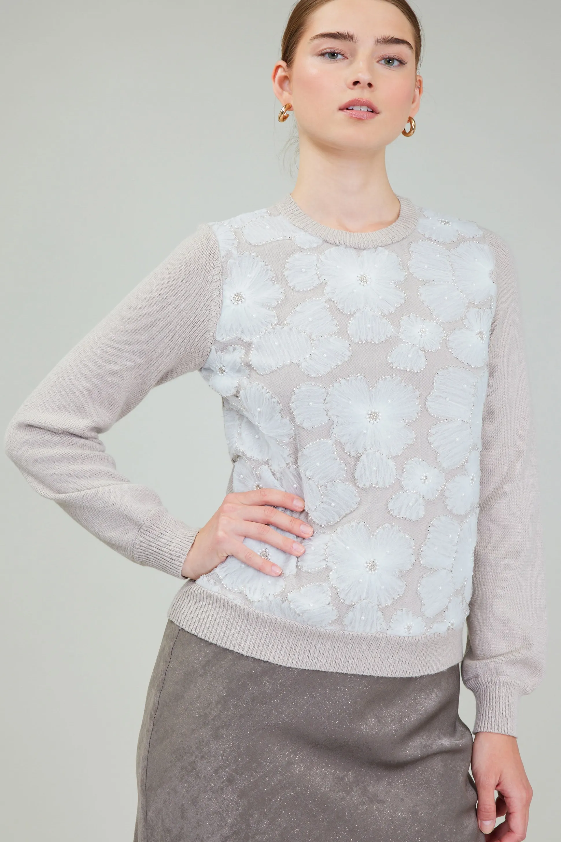 Floral Applique Sweater<Current Air Online