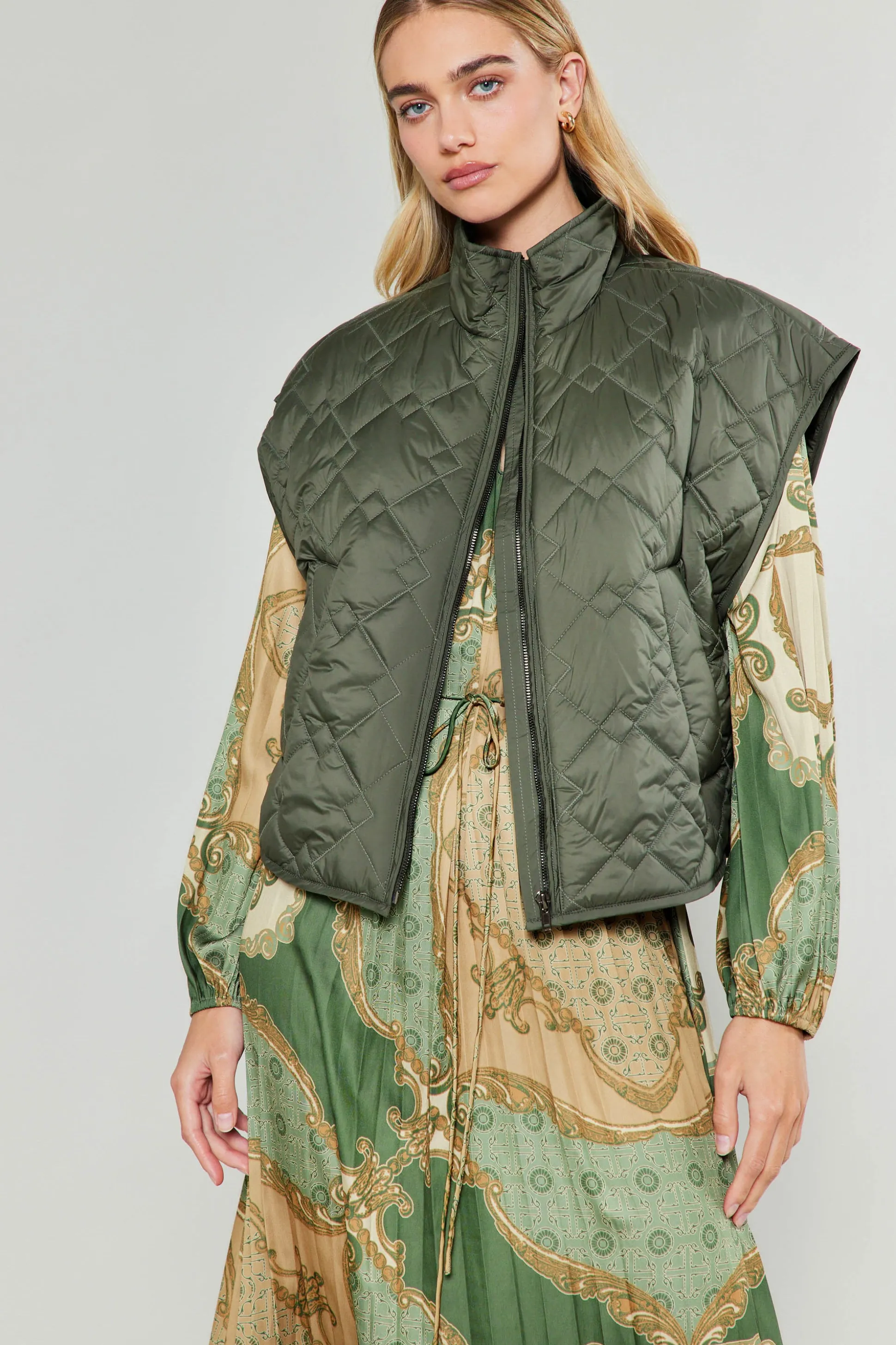 Oversize Quilted Vest<Current Air Outlet