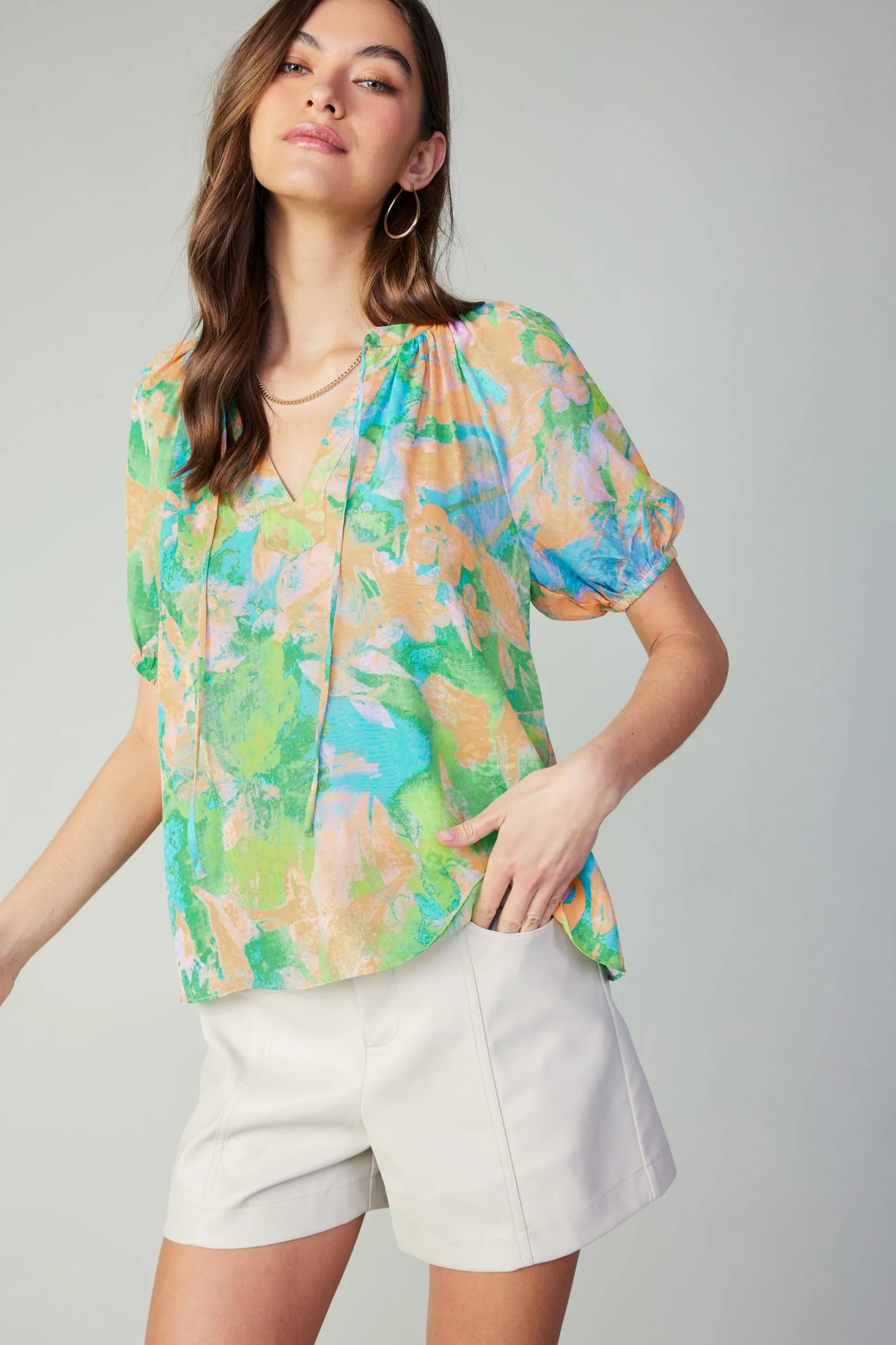 Abstract Split Neck Blouse<Current Air Clearance