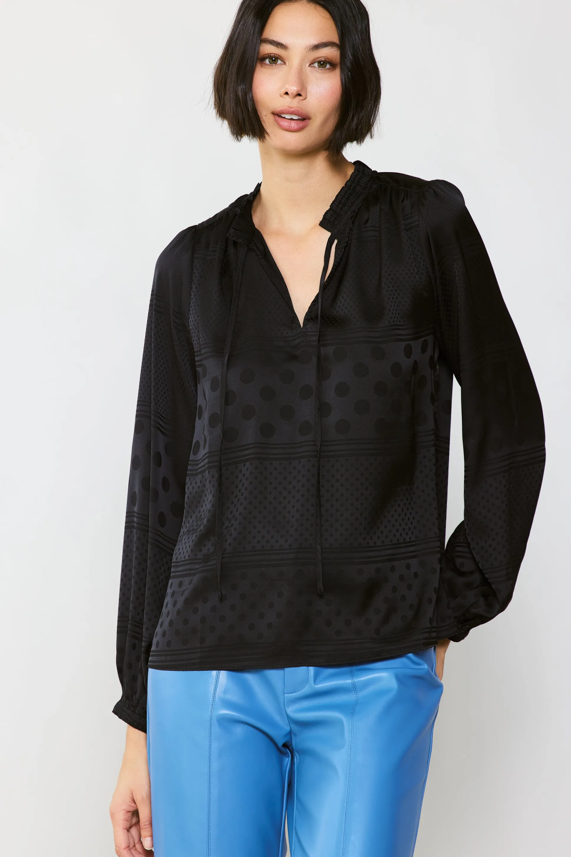 Jacquard Split Neck Blouse<Current Air Outlet