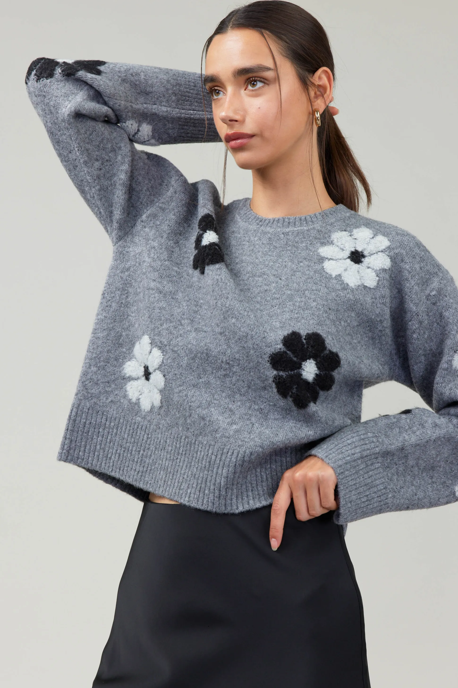 Daisy Embroidered Sweater<Current Air Outlet
